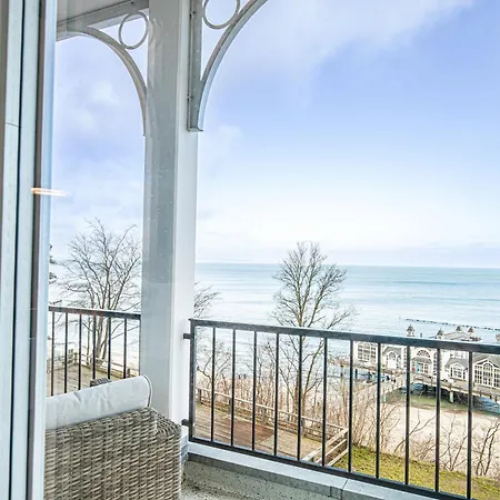 First Seestern Апартаменты *